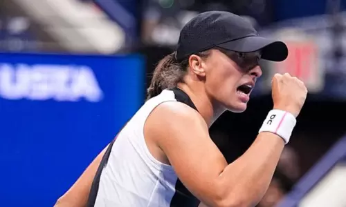 அமெரிக்க ஓபன் டென்னிஸ்: இகா ஸ்வியாடெக் 4-வது சுற்றுக்கு தகுதி