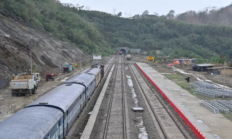 மிசோரமில் முதல் ரெயில் நிலையம் மிசோரமில் முதல் ரெயில் நிலையம்