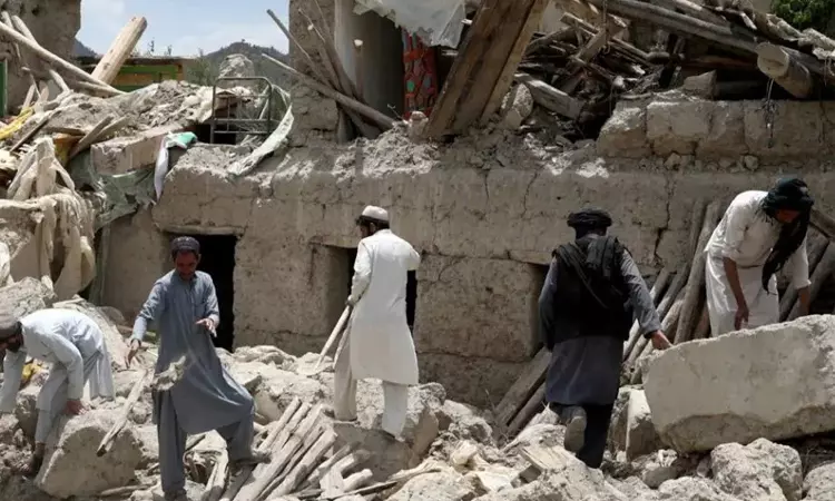 ஆப்கானிஸ்தானில் சக்தி வாய்ந்த நிலநடுக்கம்: பலி எண்ணிக்கை 600 ஆக உயர்வு ஆப்கானிஸ்தானில் சக்தி வாய்ந்த நிலநடுக்கம்: பலி எண்ணிக்கை 600 ஆக உயர்வு