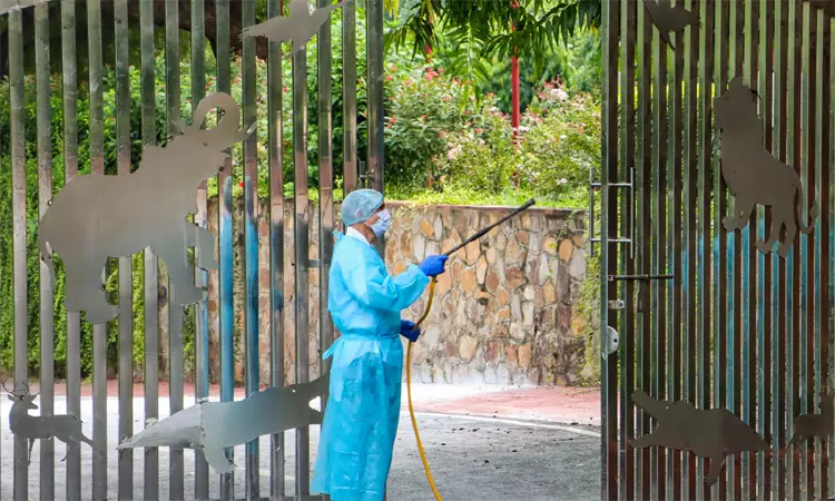 டெல்லியில் பரவும் பறவை காய்ச்சல்; உயிரியல் பூங்காக்களில் கண்காணிப்புப்பணி தீவிரம்