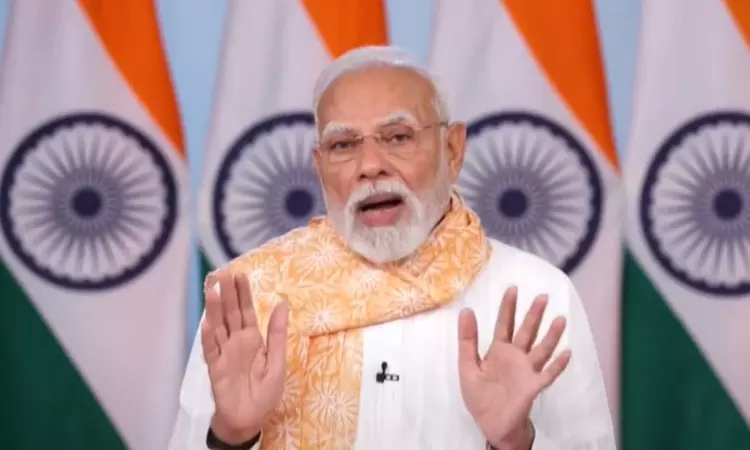 எனது தாயை எதிர்க்கட்சிகள் அவமதித்து விட்டனர் - பிரதமர் மோடி வருத்தம் எனது தாயை எதிர்க்கட்சிகள் அவமதித்து விட்டனர் - பிரதமர் மோடி வருத்தம்