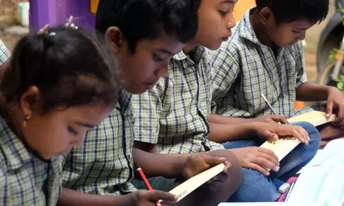 1 முதல் 5-ம் வகுப்பு வரையிலான மாணவர்களுக்கு காலாண்டு தேர்வு எப்போது? வெளியான முக்கிய தகவல் 1 முதல் 5-ம் வகுப்பு வரையிலான மாணவர்களுக்கு காலாண்டு தேர்வு எப்போது? வெளியான முக்கிய தகவல்