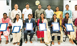 விளையாட்டு வீரர்களுக்கு அரசுப் பணி விளையாட்டு வீரர்களுக்கு அரசுப் பணி