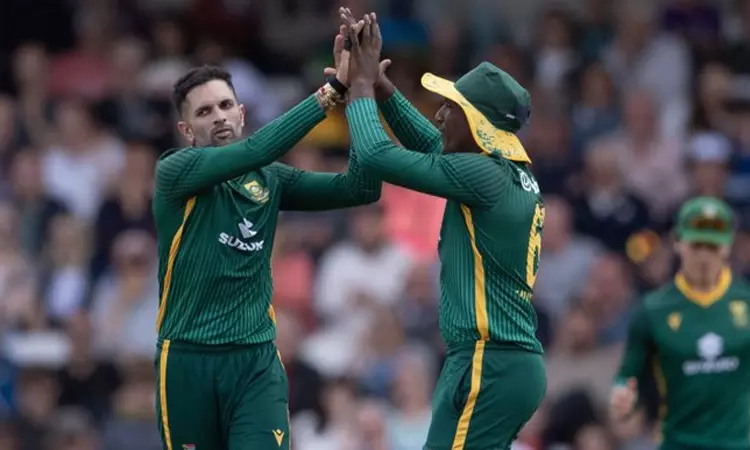 தென்ஆப்பிரிக்கா அணிக்கு பதிலடி கொடுக்குமா இங்கிலாந்து - இன்று மீண்டும் மோதல் தென்ஆப்பிரிக்கா அணிக்கு பதிலடி கொடுக்குமா இங்கிலாந்து - இன்று மீண்டும் மோதல்