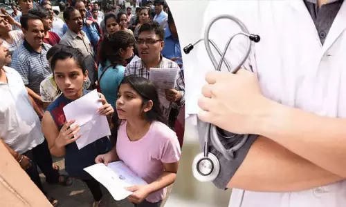 முதுநிலை நீட் தேர்வு முடிவு வெளியீடு: பூஜ்ஜியம், மைனஸ் மதிப்பெண் எடுத்தவர்களும் தகுதி பெற்றவர்களாக அறிவிக்கப்பட்டதால் அதிர்ச்சி முதுநிலை நீட் தேர்வு முடிவு வெளியீடு: பூஜ்ஜியம், மைனஸ் மதிப்பெண் எடுத்தவர்களும் தகுதி பெற்றவர்களாக அறிவிக்கப்பட்டதால் அதிர்ச்சி