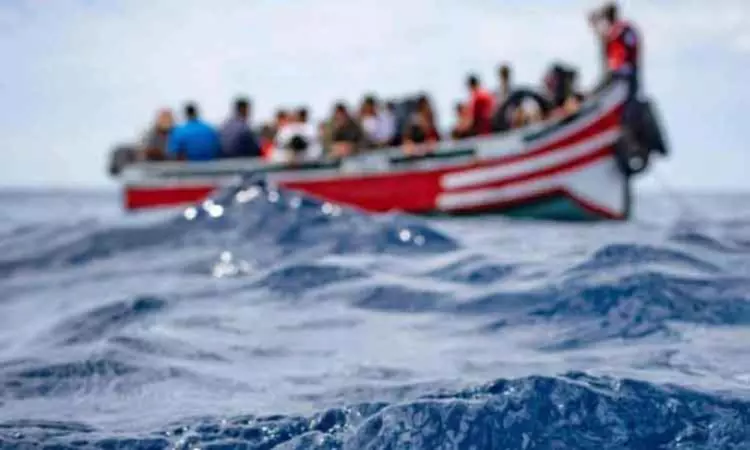 நைஜீரியா: ஆற்றில் படகு கவிழ்ந்து 60 பேர் பலி நைஜீரியா: ஆற்றில் படகு கவிழ்ந்து 60 பேர் பலி