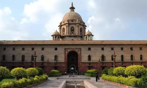 தேசவிரோத செயல்களில் ஈடுபட்ட வெளிநாட்டினர் நுழைய தடை: மத்திய அரசு உத்தரவு