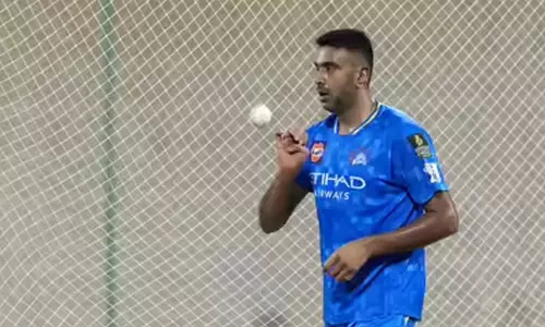 பிக்பாஷ் தொடரில் பங்கேற்க அஸ்வினுக்கு அழைப்பு விடுத்த ஆஸி.கிரிக்கெட் சிஇஓ