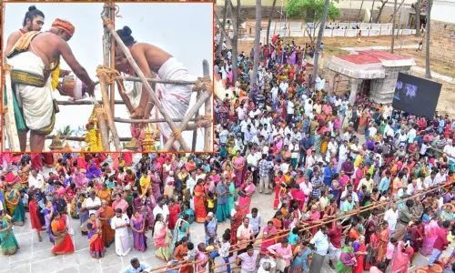 திருவலஞ்சுழி கபர்தீஸ்வரர் கோவில் கும்பாபிஷேகம்- திரளான பக்தர்கள் தரிசனம் திருவலஞ்சுழி கபர்தீஸ்வரர் கோவில் கும்பாபிஷேகம்- திரளான பக்தர்கள் தரிசனம்