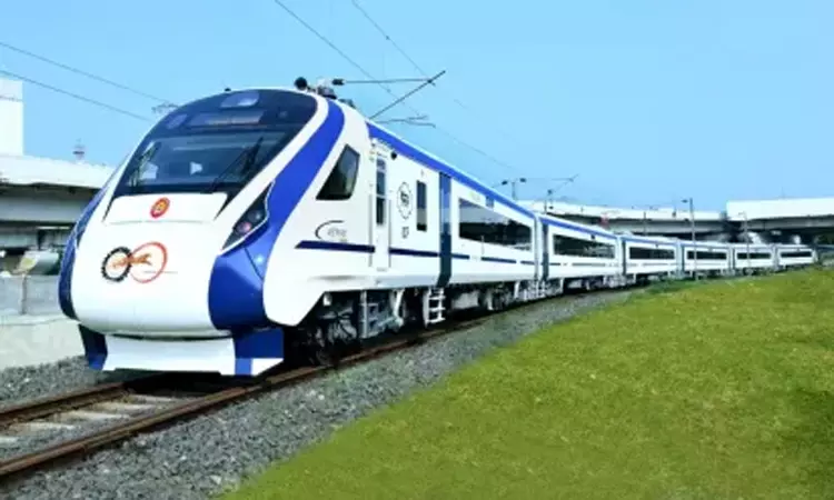 மதுரை-பெங்களூரு வந்தே பாரத் ரெயிலில் பெட்டிகள் அதிகரிப்பு மதுரை-பெங்களூரு வந்தே பாரத் ரெயிலில் பெட்டிகள் அதிகரிப்பு