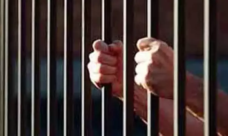 போக்சோ வழக்கில் இளைஞருக்கு விதிக்கப்பட்ட 25 ஆண்டுகள் சிறை தண்டனை ரத்து போக்சோ வழக்கில் இளைஞருக்கு விதிக்கப்பட்ட 25 ஆண்டுகள் சிறை தண்டனை ரத்து