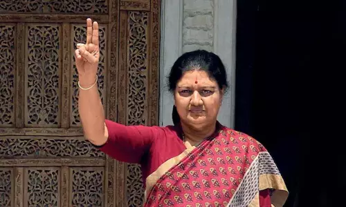ஒன்று படுவோம்.. வென்று காட்டுவோம்..நாளை நமதே - சசிகலா ஒன்று படுவோம்.. வென்று காட்டுவோம்..நாளை நமதே - சசிகலா