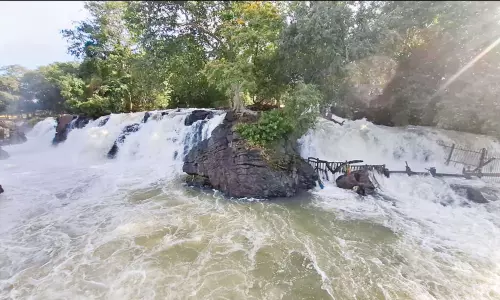 ஒகேனக்கல் காவிரி ஆற்றில் நீர்வரத்து அதிகரிப்பு