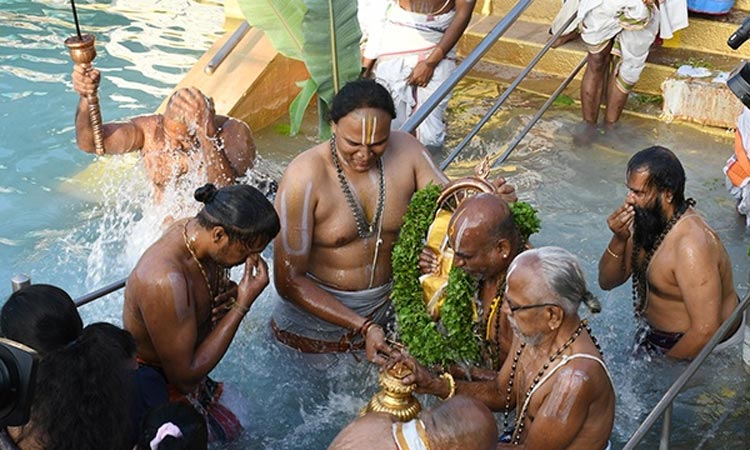 திருமலையில் அனந்த பத்மநாப விரதம்