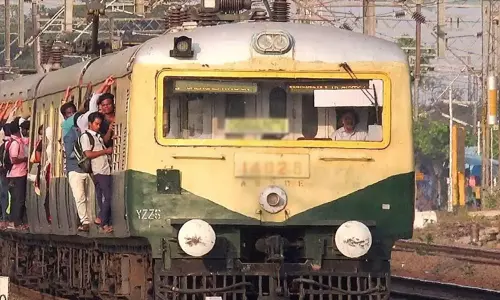 பராமரிப்பு பணி: சென்னையில் 11 மின்சார ரெயில்கள் ரத்து பராமரிப்பு பணி: சென்னையில் 11 மின்சார ரெயில்கள் ரத்து
