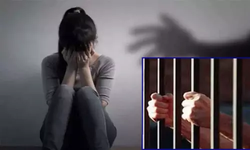 ஈரோடு: சிறுமியை பாலியல் வன்கொடுமை செய்த வாலிபர் கைது ஈரோடு: சிறுமியை பாலியல் வன்கொடுமை செய்த வாலிபர் கைது