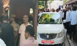 காஞ்சிபுரத்தில் நீதிமன்ற வளாகத்தில் சீருடையுடன் டிஎஸ்பி கைது காஞ்சிபுரத்தில் நீதிமன்ற வளாகத்தில் சீருடையுடன் டிஎஸ்பி கைது