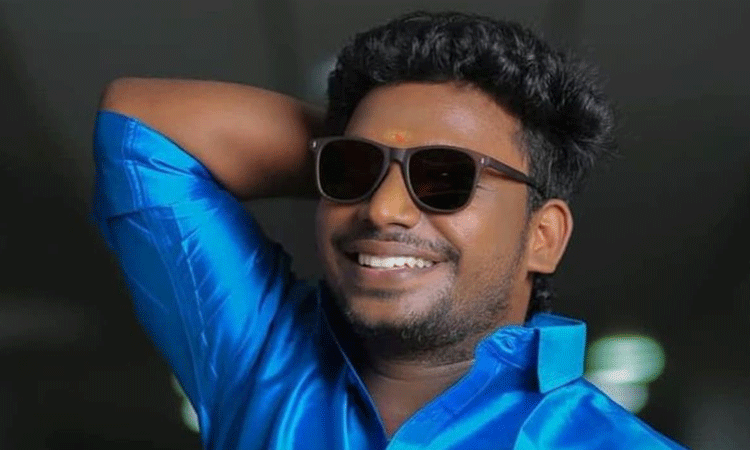 நடிகர் நாஞ்சில் விஜயன் மீது திருநங்கை பாலியல் புகார்