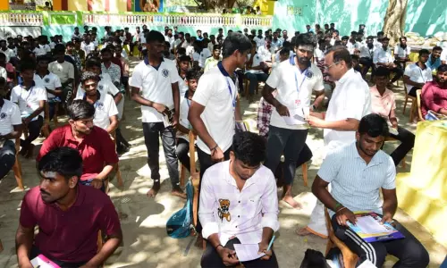 தோரணமலை முருகன் கோவிலில் காவலர் தேர்வுக்கான மாதிரி தேர்வு