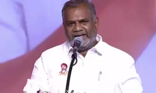 த.வெ.க. பொதுச்செயலாளர் புஸ்சி ஆனந்த் உள்பட 8 பேர் மீது வழக்கு த.வெ.க. பொதுச்செயலாளர் புஸ்சி ஆனந்த் உள்பட 8 பேர் மீது வழக்கு