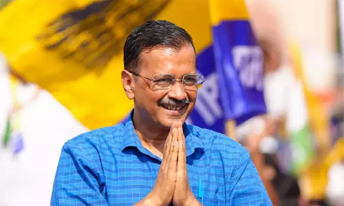 அரவிந்த் கெஜ்ரிவால் வெளிநாடு செல்ல   உ.பி கோர்ட்டு அனுமதி