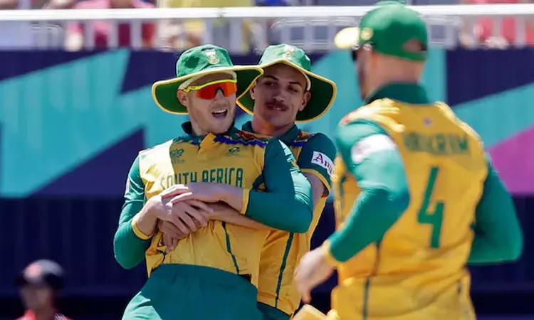 இங்கிலாந்துக்கு எதிரான டி20 தொடர்: அதிரடி ஆட்டக்காரர் விலகல்.. தென் ஆப்பிரிக்க அணிக்கு பின்னடைவு