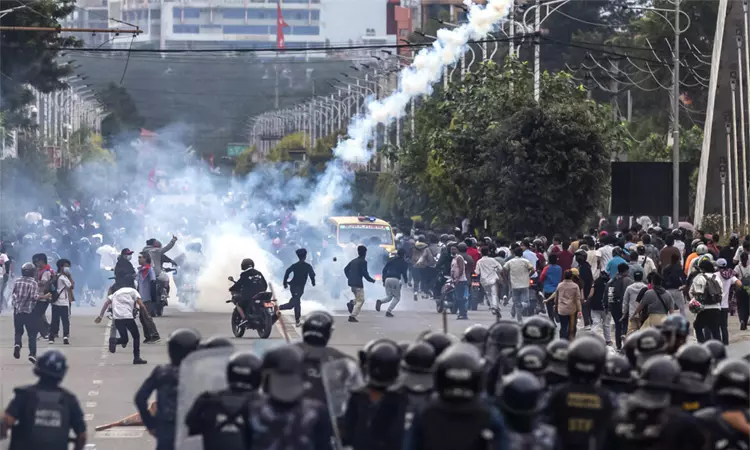 காவல்துறையினர் விழிப்புடன் இருக்க உத்தர பிரதேச... ... இன்றைய முக்கியச் செய்திகள்.. சில வரிகளில்.. 10-09-2025 காவல்துறையினர் விழிப்புடன் இருக்க உத்தர பிரதேச... ... இன்றைய முக்கியச் செய்திகள்.. சில வரிகளில்.. 10-09-2025