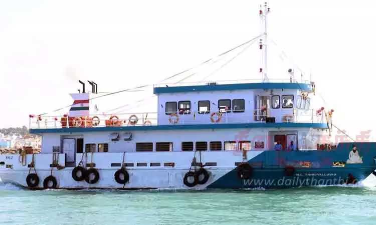 கன்னியாகுமரியில் சுற்றுலா படகு சேவை தற்காலிக ரத்து