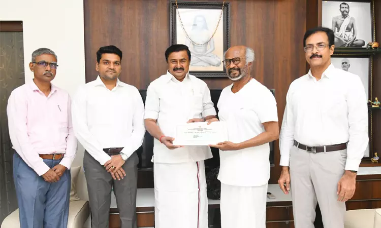 இளையராஜாவுக்கு பாராட்டு விழா: ரஜினிகாந்துக்கு அழைப்பு