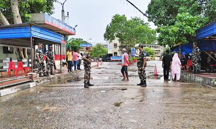 நேபாள சிறைகளில் இருந்து தப்பிய 60 கைதிகள் இந்திய எல்லை மாநிலங்களில் கைது
