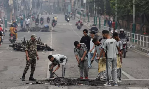 ராணுவத்தின் கட்டுப்பாட்டில் நேபாளம்.. இடைக்கால அரசு அமைக்க ‘ஜென் சி’ குழுவினர் தீவிர ஆலோசனை