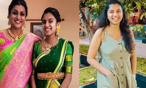 ஆர்.கே.செல்வமணி-ரோஜாவின் மகள் அன்சு மாலிகாவுக்கு “மவுரீன் பிக்கர்ஸ்” விருது ஆர்.கே.செல்வமணி-ரோஜாவின் மகள் அன்சு மாலிகாவுக்கு “மவுரீன் பிக்கர்ஸ்” விருது