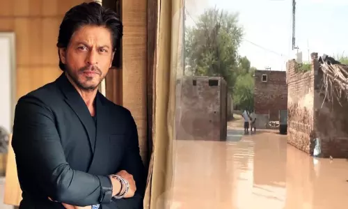 Punjab floods - Shah Rukh Khan extends a helping hand Punjab floods - Shah Rukh Khan extends a helping hand