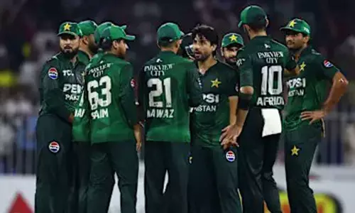 ஆசிய கோப்பை கிரிக்கெட்: ஓமனை வீழ்த்தி பாகிஸ்தான் அபார வெற்றி