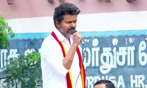 கல்வி கடன் ரத்து, டீசல் விலை குறைப்பு; சொன்னீர்களே! செய்தீர்களா? - விஜய் அடுக்கடுக்கான கேள்விகள்