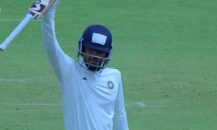 துலீப் கோப்பை இறுதிப்போட்டி: படிதார், யாஷ் ரத்தோட் அபார சதம்.. வலுவான நிலையில் மத்திய மண்டல அணி