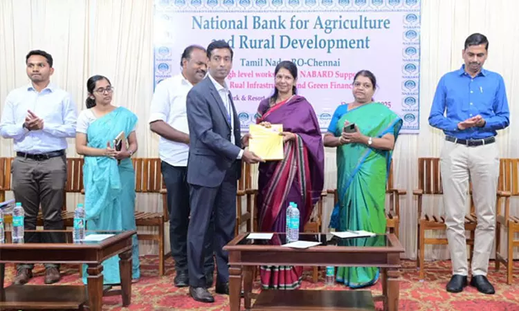 தூத்துக்குடியில் தொழிற்சாலைகள் அதிகளவில் வருகிறது: கனிமொழி எம்.பி. பேச்சு