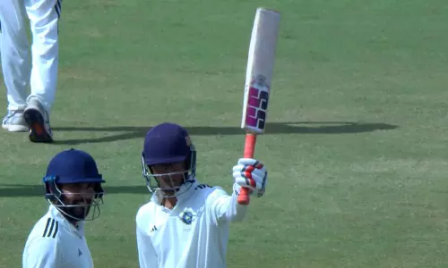 துலீப் கோப்பை கிரிக்கெட்: மத்திய மண்டல அணிக்கு 65 ரன்கள் இலக்கு நிர்ணயித்த தெற்கு மண்டலம்