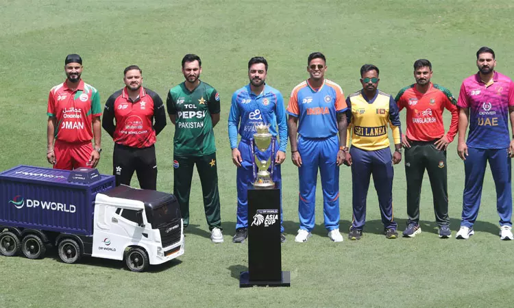 ஆசிய கோப்பை கிரிக்கெட்: 6 லீக் ஆட்டங்கள் நிறைவு.. புள்ளி பட்டியலில் அணிகளின் நிலை என்ன..? ஆசிய கோப்பை கிரிக்கெட்: 6 லீக் ஆட்டங்கள் நிறைவு.. புள்ளி பட்டியலில் அணிகளின் நிலை என்ன..?