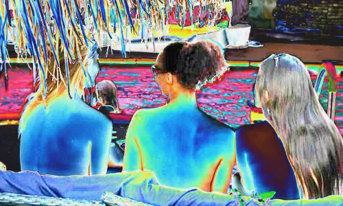 நிர்வாண விருந்து நிகழ்ச்சி: ரூ.1 லட்சம் கொடுத்து பங்கேற்க இருந்த தம்பதிகள் - திடுக்கிடும் தகவல்