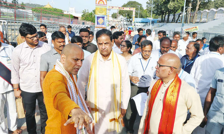 திருப்பதி பிரம்மோற்சவ விழா முன்னேற்பாடுகள்..  தேவஸ்தான தலைவர் ஆய்வு