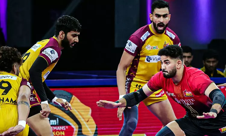 புரோ கபடி லீக்: தெலுங்கு டைட்டன்ஸ் அணியை வீழ்த்திய பெங்களூரு புல்ஸ்