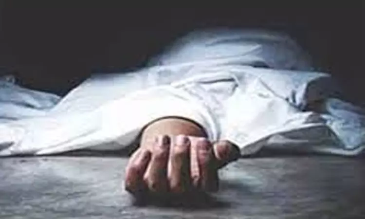 மின்சார ஸ்கூட்டருக்கு சார்ஜ் போட்டபோது விபரீதம்: வயதான தம்பதிக்கு நேர்ந்த சோகம் மின்சார ஸ்கூட்டருக்கு சார்ஜ் போட்டபோது விபரீதம்: வயதான தம்பதிக்கு நேர்ந்த சோகம்