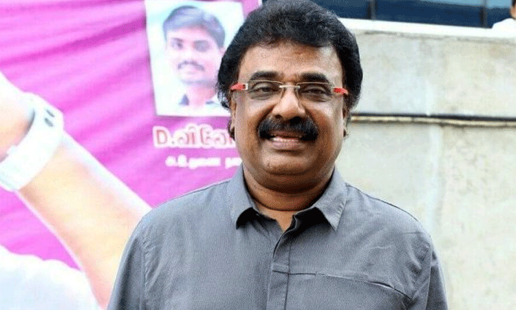 தனது முதல் முத்தம் பற்றி பேசிய நடிகர் வி.டி.வி.கணேஷ்