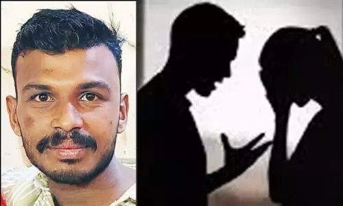 காதல் திருமணம் செய்த மனைவியின் நடத்தையில் சந்தேகம்.. கொத்தனார் எடுத்த விபரீத முடிவு காதல் திருமணம் செய்த மனைவியின் நடத்தையில் சந்தேகம்.. கொத்தனார் எடுத்த விபரீத முடிவு