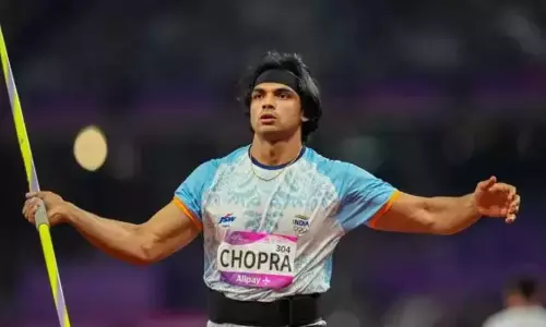 உலக தடகள சாம்பியன்ஷிப்: இறுதிப்போட்டிக்கு முன்னேறினார் நீரஜ் சோப்ரா