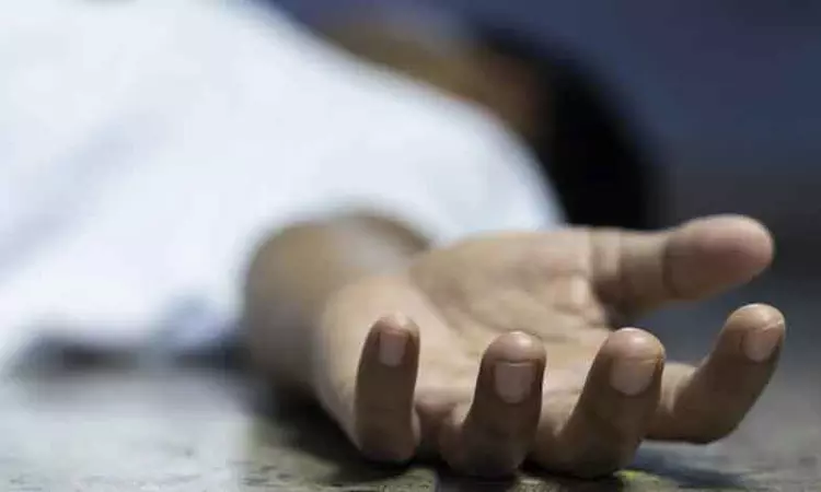 தேர்வு கட்டணம் செலுத்த பணம் தராததால் ஆத்திரம்... தந்தையை அடித்துக் கொன்ற மகன் - அதிர்ச்சி சம்பவம் தேர்வு கட்டணம் செலுத்த பணம் தராததால் ஆத்திரம்... தந்தையை அடித்துக் கொன்ற மகன் - அதிர்ச்சி சம்பவம்