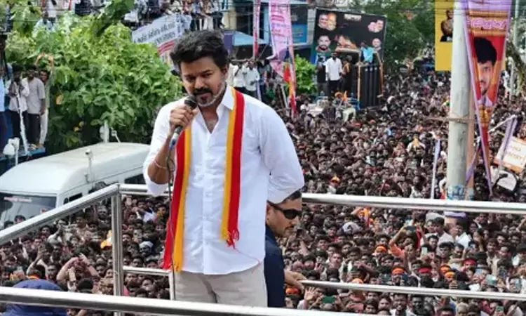 பரப்புரைக்கு அனுமதி வழங்கக்கோரி வழக்கு: த.வெ.க.வுக்கு ஐகோர்ட்டு சரமாரி கேள்வி பரப்புரைக்கு அனுமதி வழங்கக்கோரி வழக்கு: த.வெ.க.வுக்கு ஐகோர்ட்டு சரமாரி கேள்வி