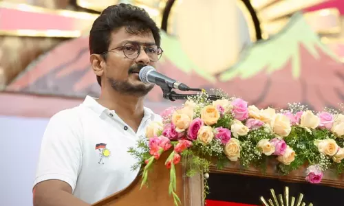 கூடிக் கலையும் கூட்டமல்ல இது திமுகவின் கொள்கைக் கூட்டம் - உதயநிதி ஸ்டாலின் பதிவு கூடிக் கலையும் கூட்டமல்ல இது திமுகவின் கொள்கைக் கூட்டம் - உதயநிதி ஸ்டாலின் பதிவு