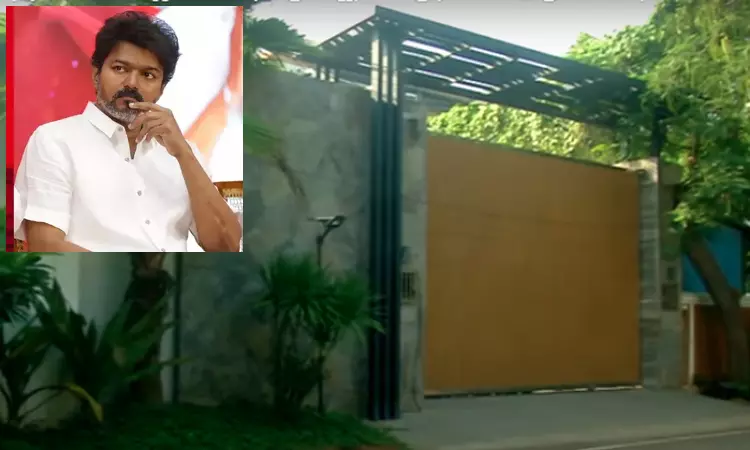 விஜய் வீட்டிற்குள் இளைஞர் சென்றது எப்படி? - விசாரணையில் புதிய தகவல்